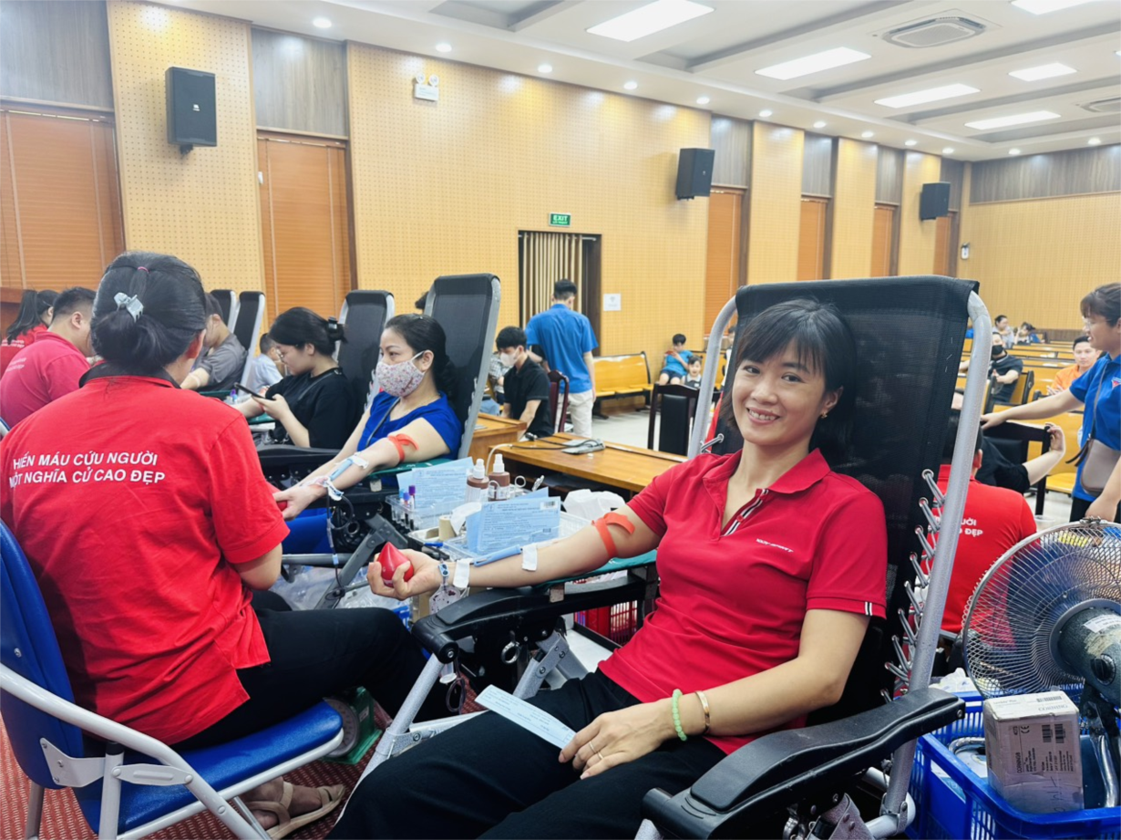 Trường Mầm non Ánh Sao tham gia Ngày hội hiến máu nhân đạo năm 2024.